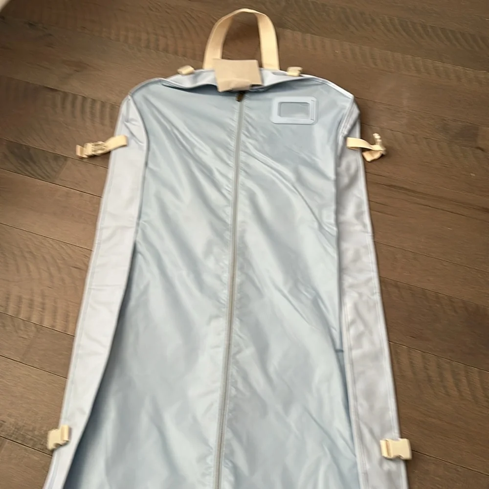 N/A new garment